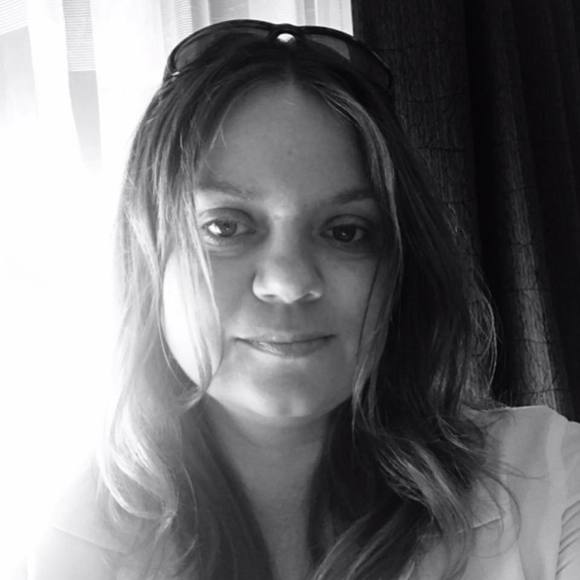 Meet your Posher, Christina - Picture 1 of 1